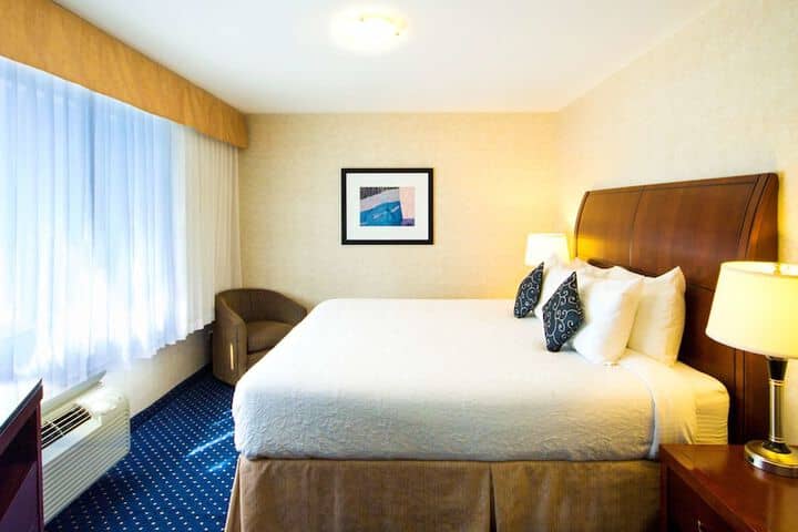 Room 15 of 74