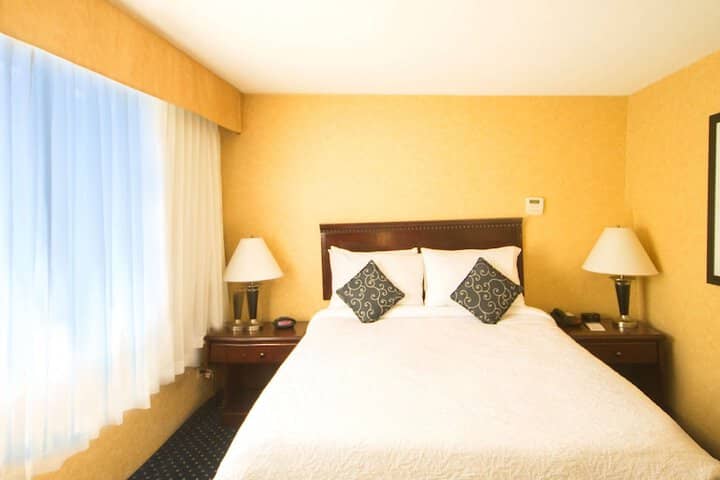 Room 20 of 74