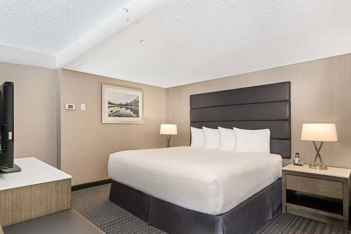 Room 13 of 60