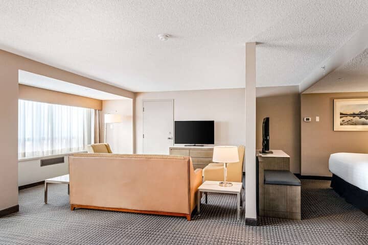 Room 11 of 60