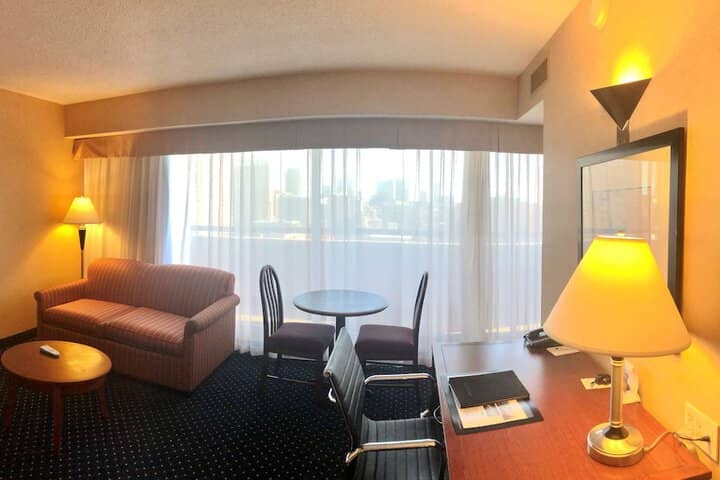 Room 42 of 74