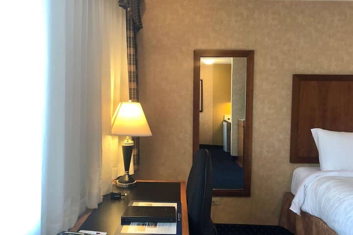 Room 48 of 74
