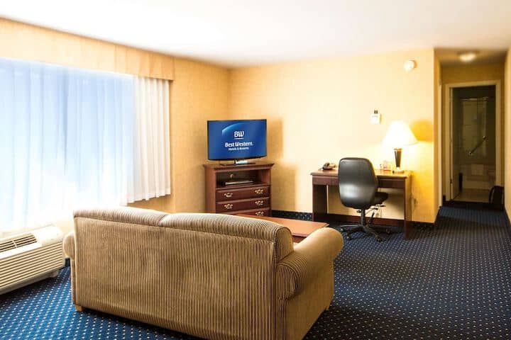 Room 21 of 74