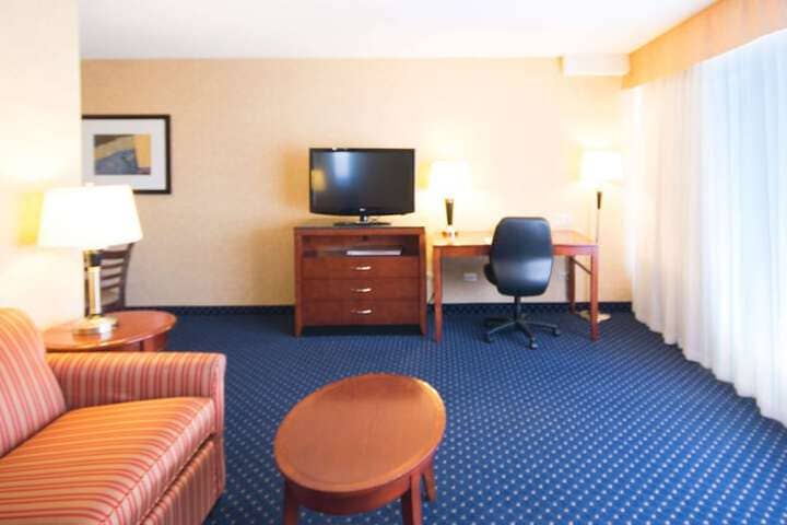 Room 41 of 74