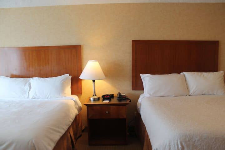 Room 6 of 74