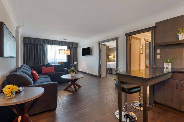 Room 15 of 89